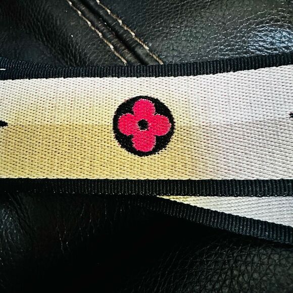 Louis Vuitton Jacquard Strap Black and Pink - Picture 5 of 8